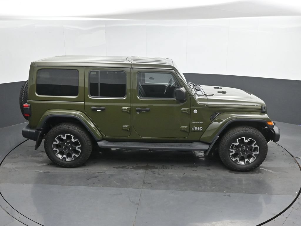 Used 2024 Jeep Wrangler Unlimited Sahara w/ Dual Top Group AWD/4WD image 33