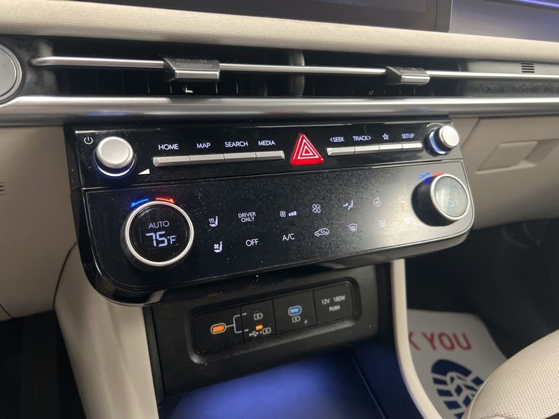 Used 2025 Hyundai Tucson Limited AWD/4WD image 32