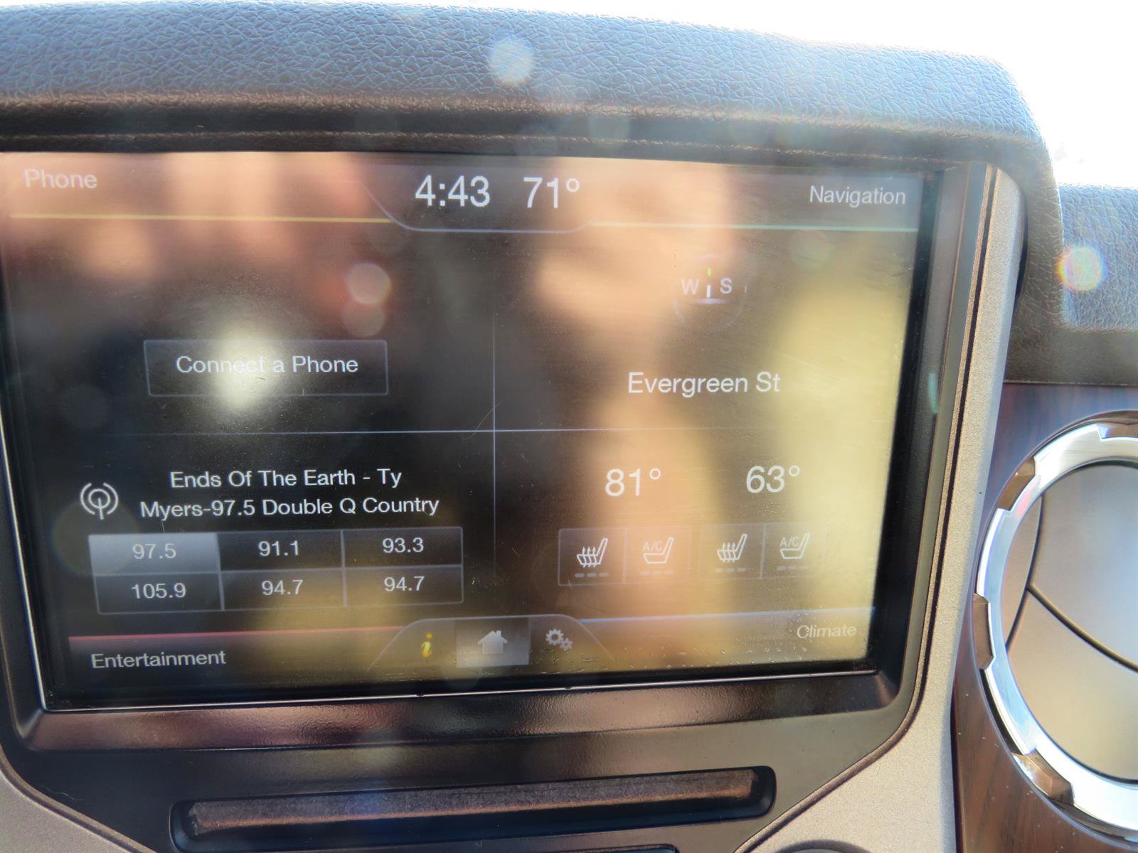 Used 2014 Ford F350 Lariat w/ Lariat Ultimate Package AWD/4WD image 19