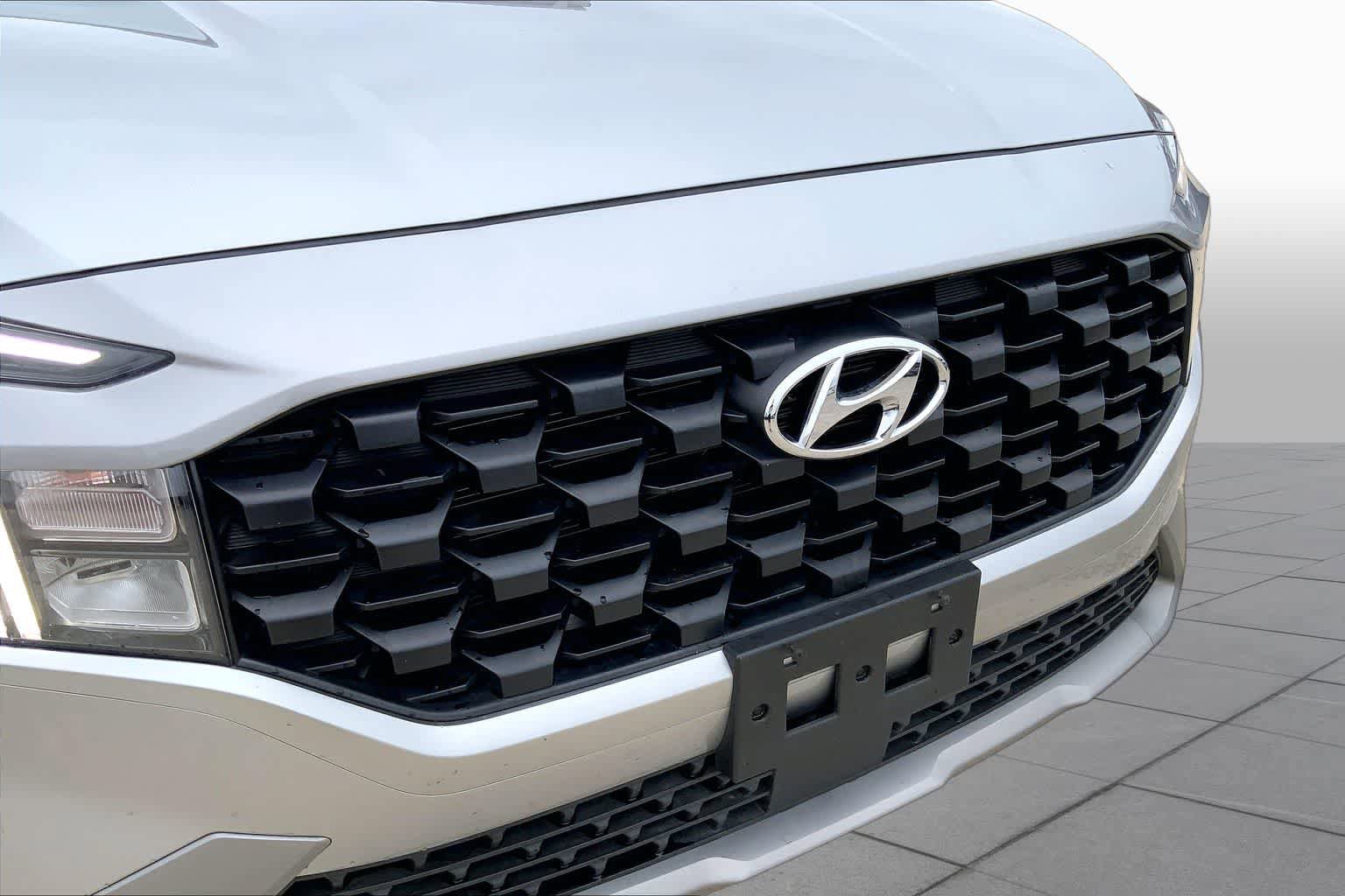 Used 2023 Hyundai Santa Fe SEL FWD image 30