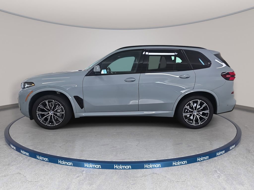 Used 2024 BMW X5 sDrive40i w/ M Sport Package image 11