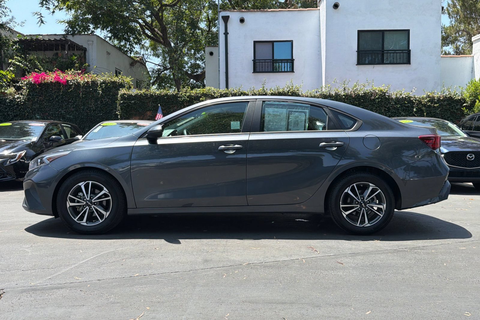 Used 2024 Kia Forte LXS FWD image 7