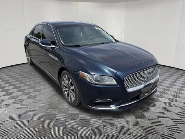 Used 2017 Lincoln Continental Premiere FWD image 3