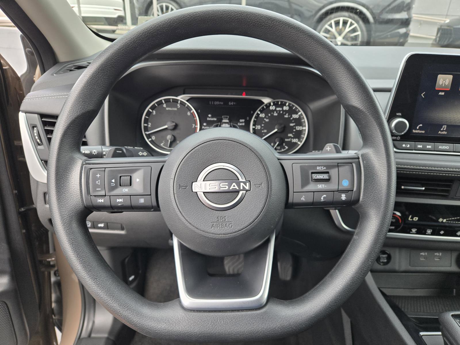 Used 2024 Nissan Rogue SV FWD image 15