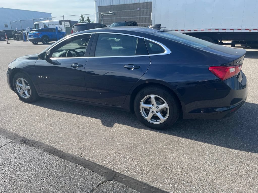 Used 2018 Chevrolet Malibu LS FWD image 7