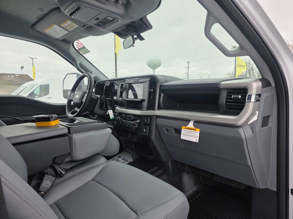 New 2026 Ford F350 XL w/ XL Chrome Package image 33