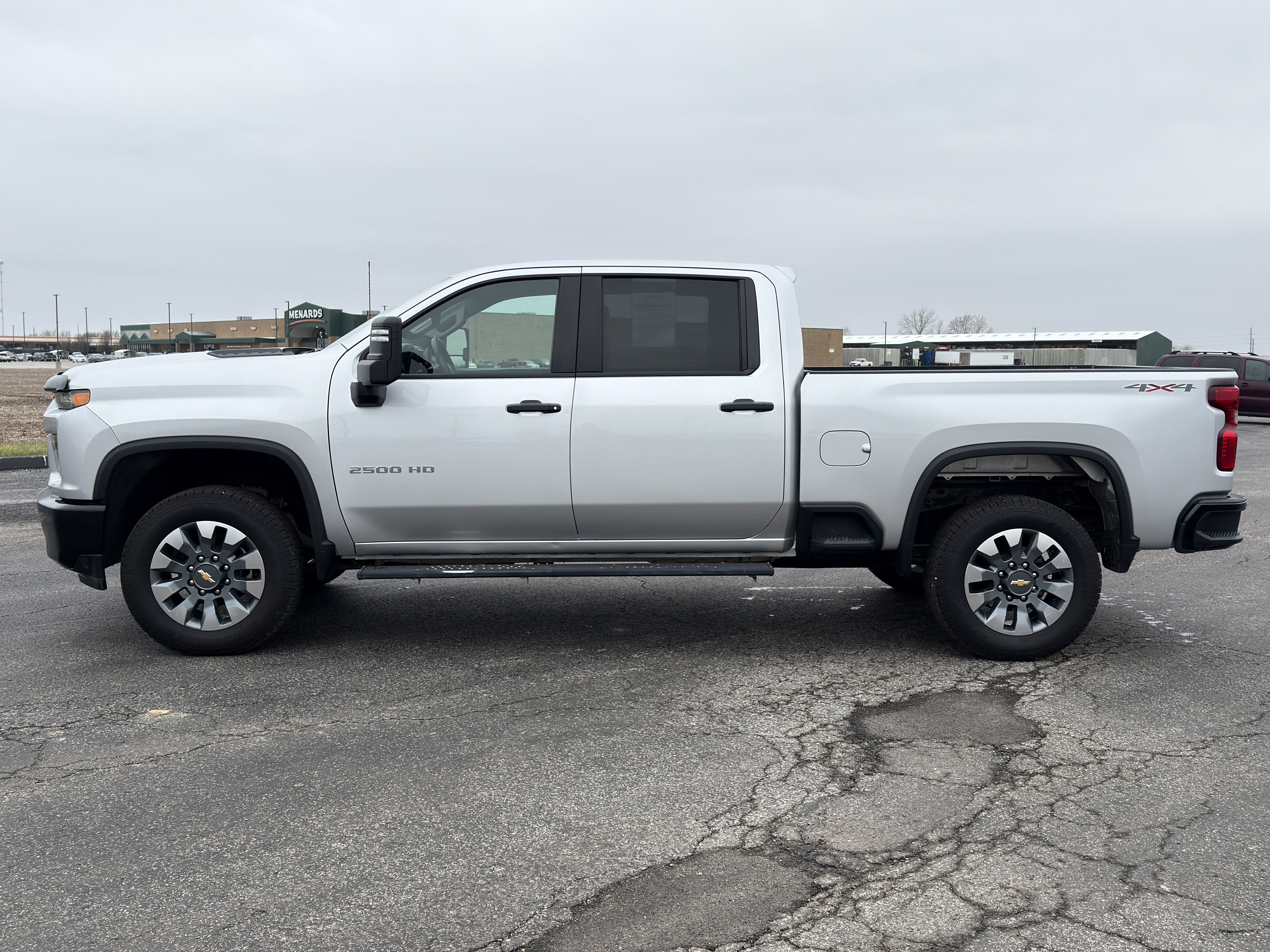 Used 2022 Chevrolet Silverado 2500 Custom w/ Custom Convenience Package image 10