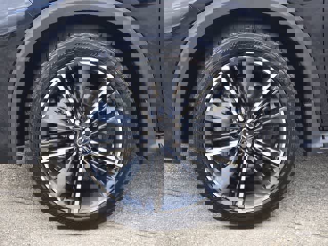 Certified 2025 INFINITI QX50 Sport image 8