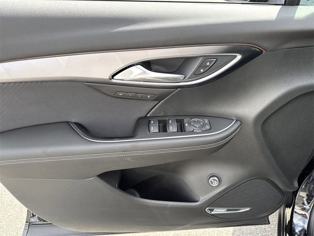 New 2025 Buick Envision Sport Touring image 30