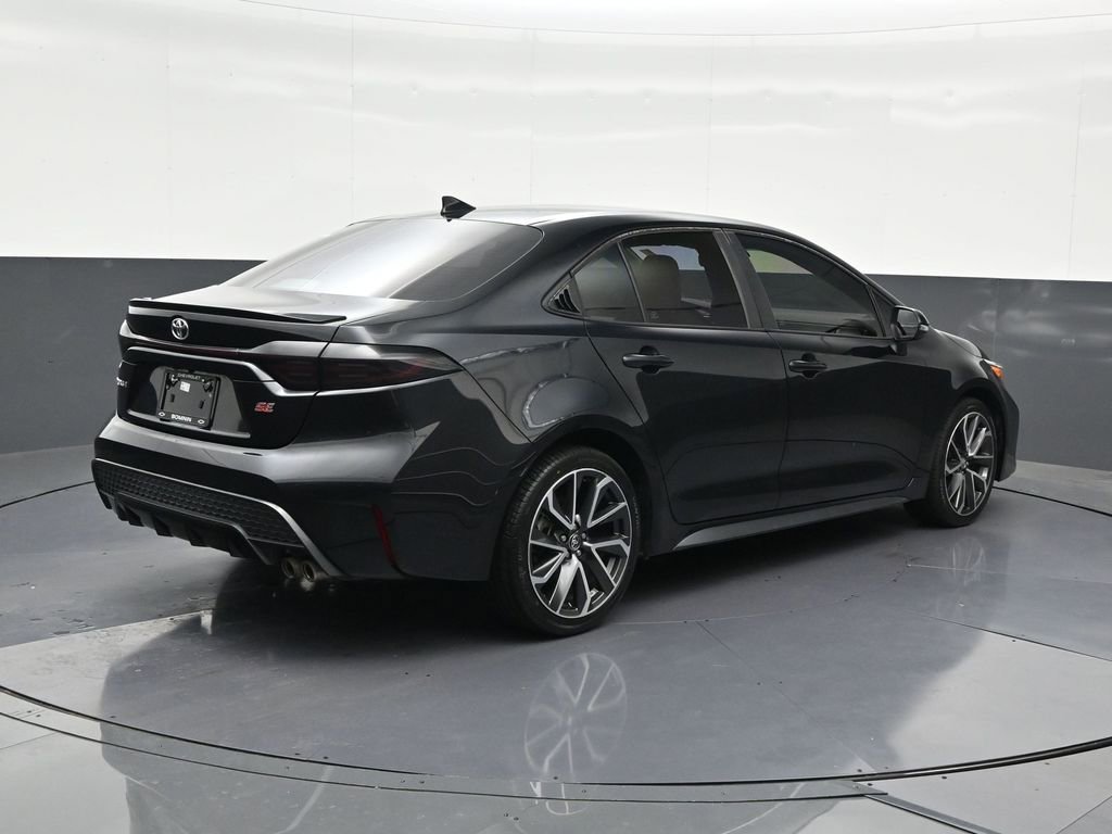 Used 2022 Toyota Corolla SE image 5