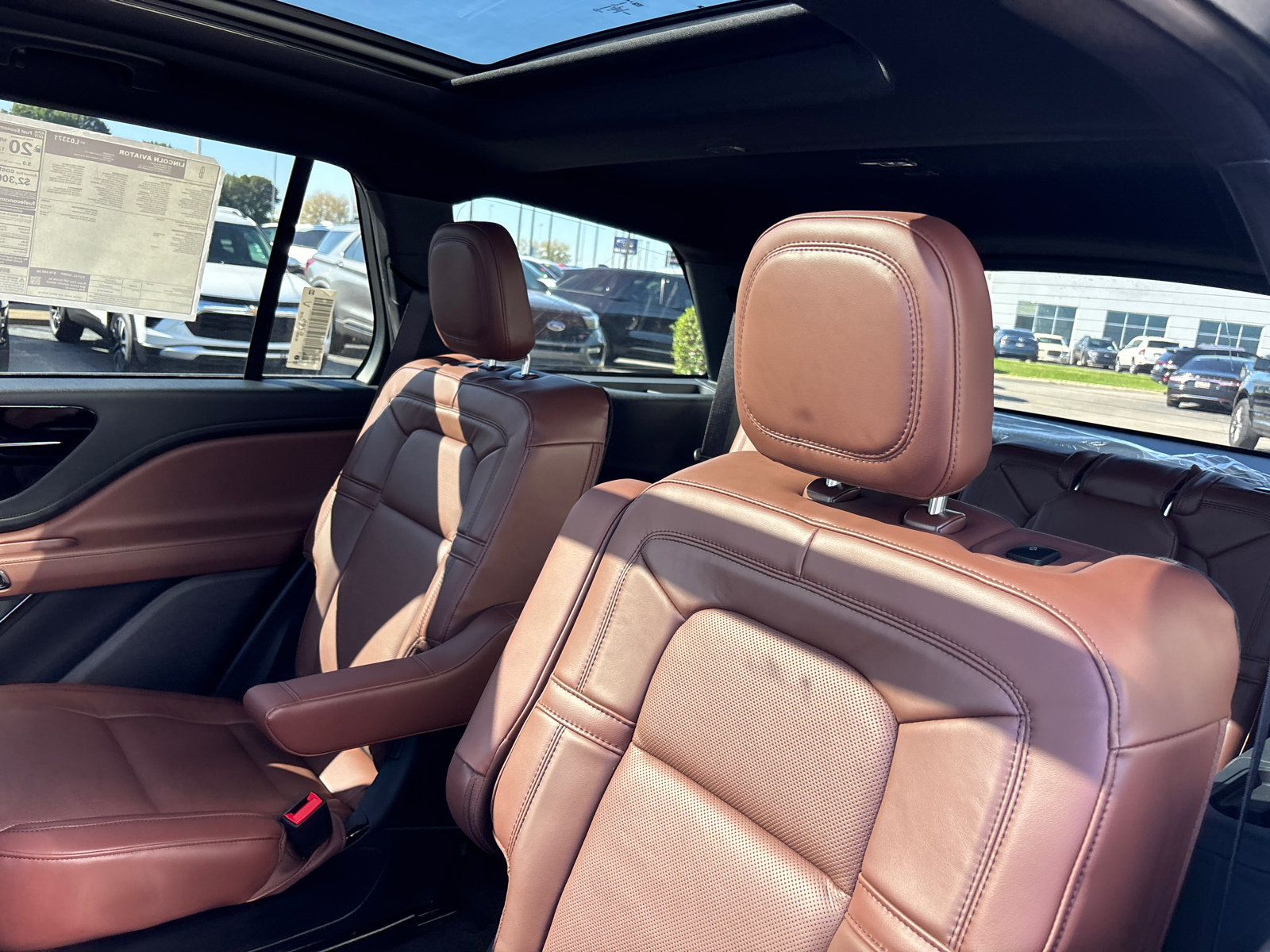New 2027 Lincoln Aviator Reserve w/ Jet Appearance Package AWD/4WD image 25