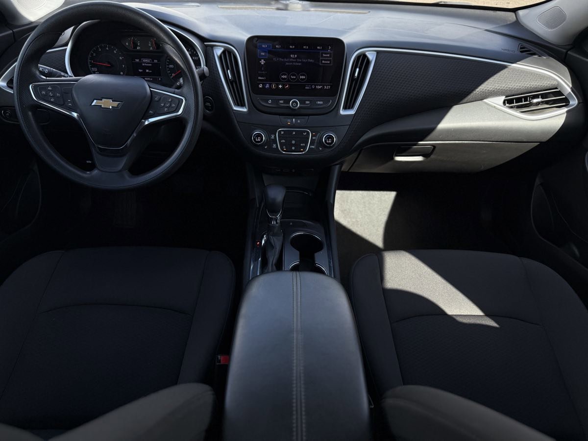 Used 2023 Chevrolet Malibu LT image 15