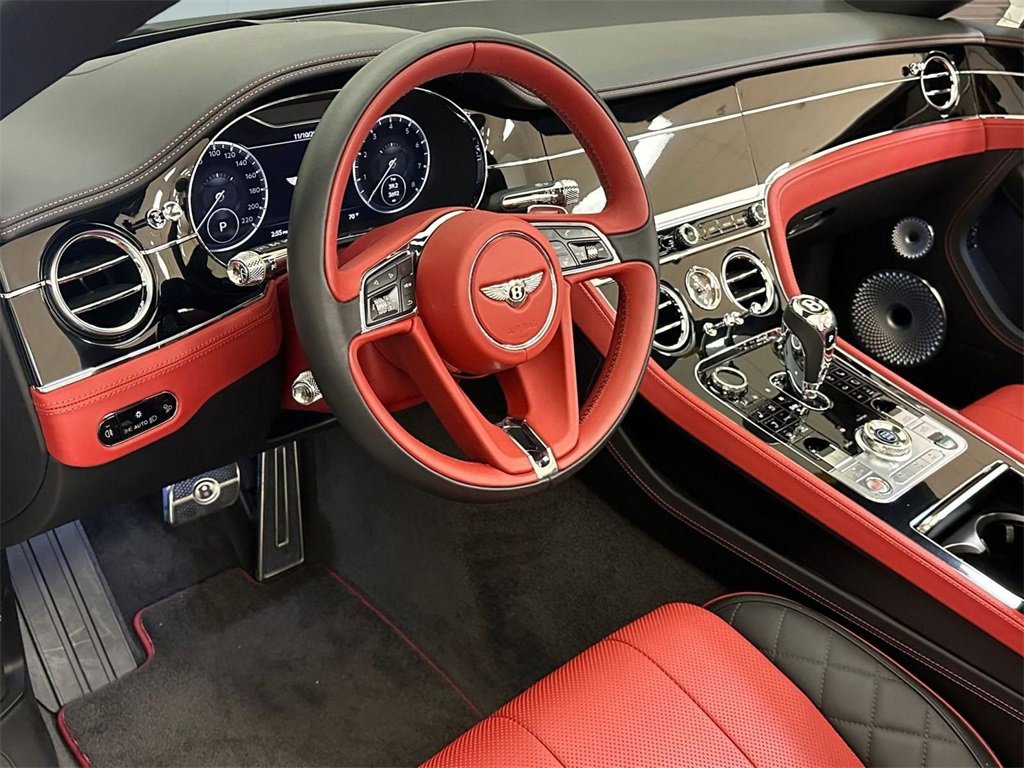 Used 2020 Bentley Continental GT image 4