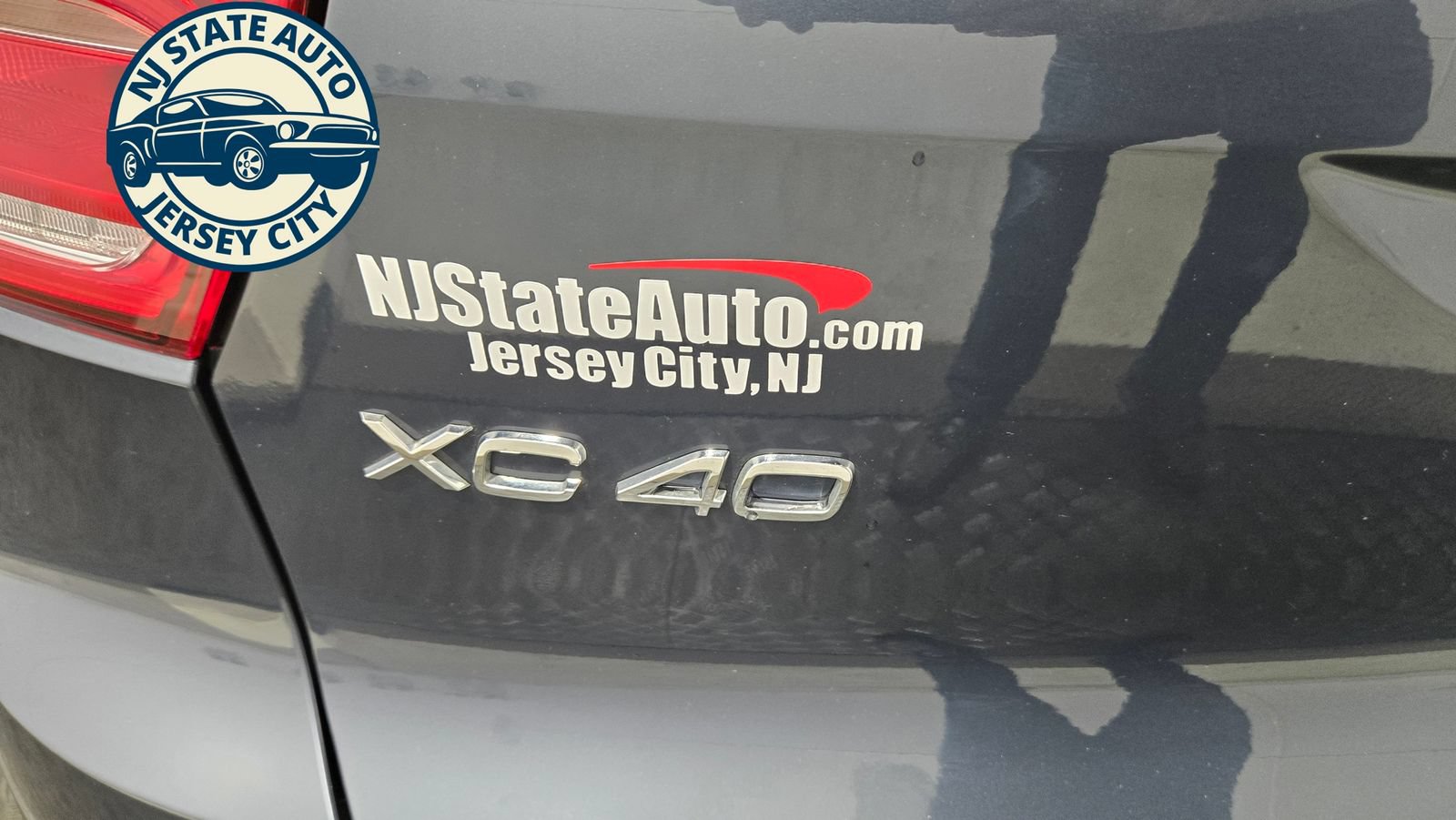 Used 2022 Volvo XC40 T5 Momentum w/ Premium Package AWD/4WD image 32