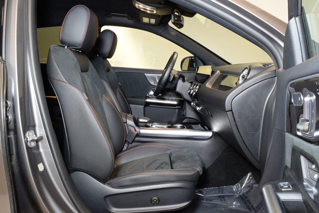 Used 2023 Mercedes-Benz GLA 250 4MATIC image 31