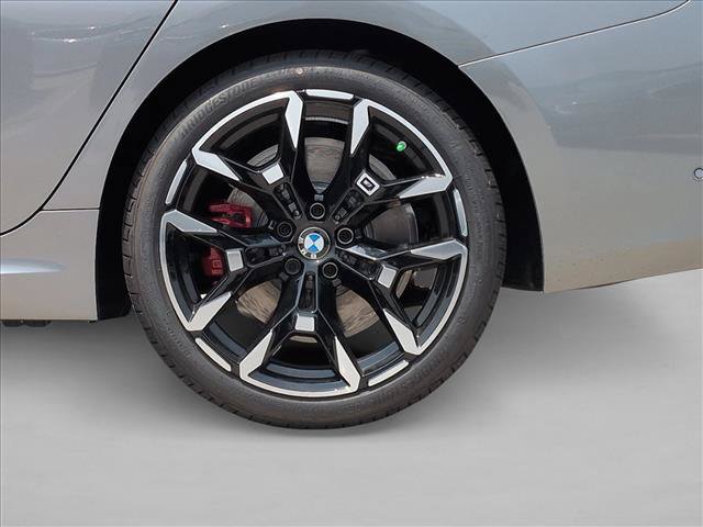 New 2026 BMW 330i xDrive Sedan w/ M Sport Package AWD/4WD image 10