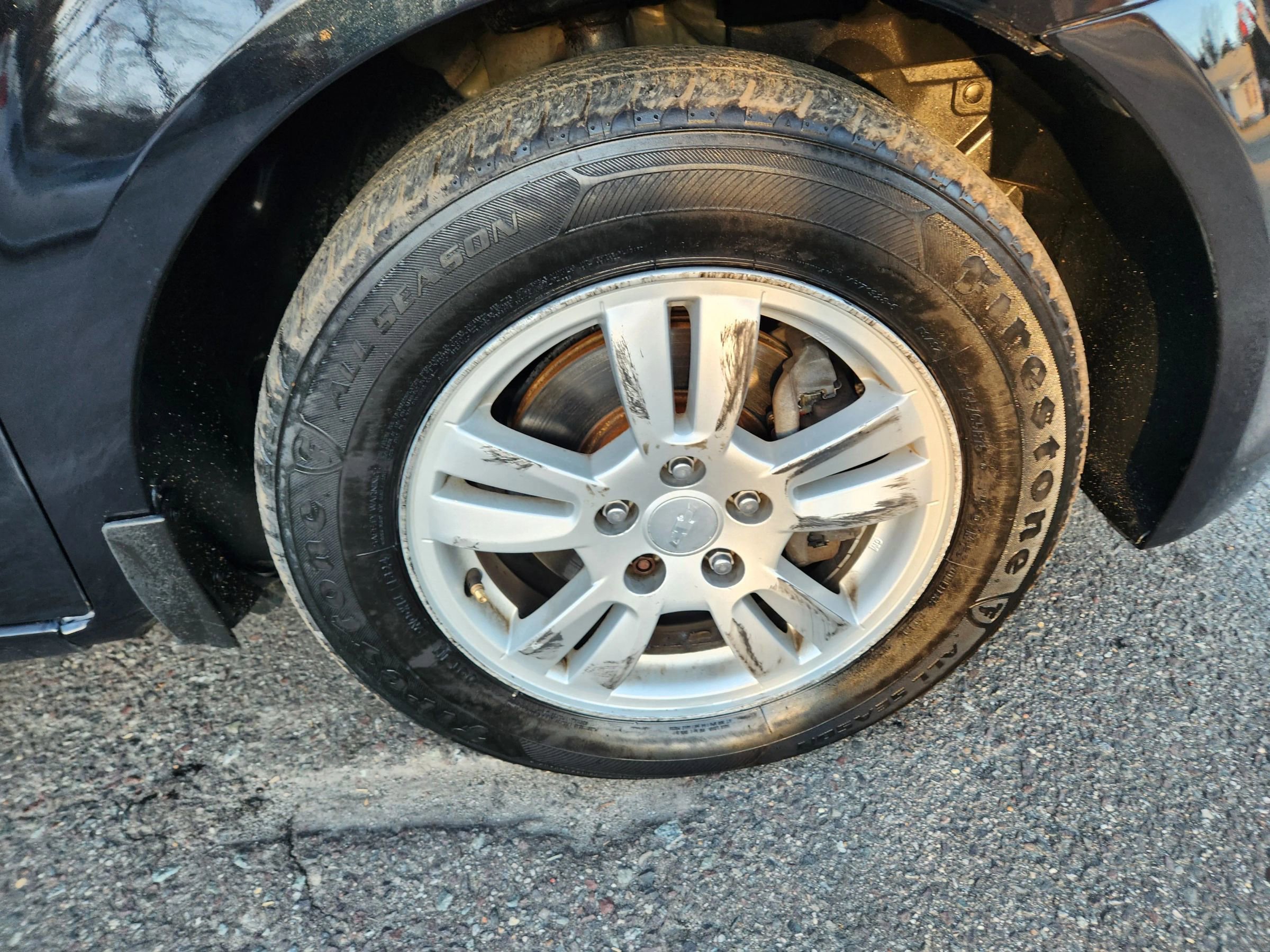 Used 2014 Chevrolet Sonic LT image 6