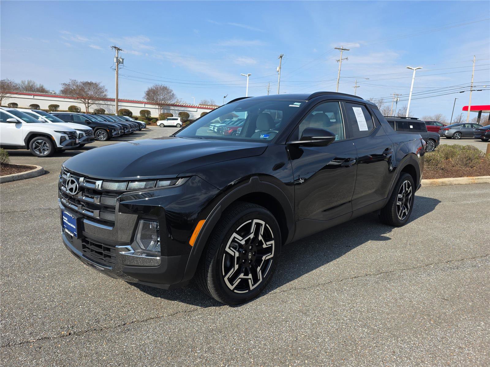 Certified 2025 Hyundai Santa Cruz Limited AWD/4WD image 9