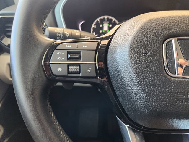 Used 2025 Honda Pilot Touring image 30