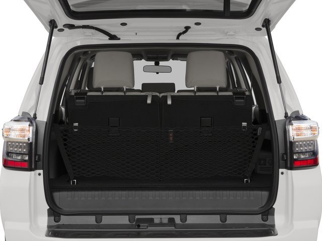 Used 2017 Toyota 4Runner SR5 AWD/4WD image 16