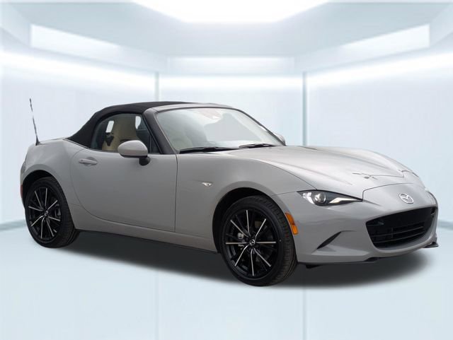 New 2026 MAZDA MX-5 Miata Grand Touring RWD image 8