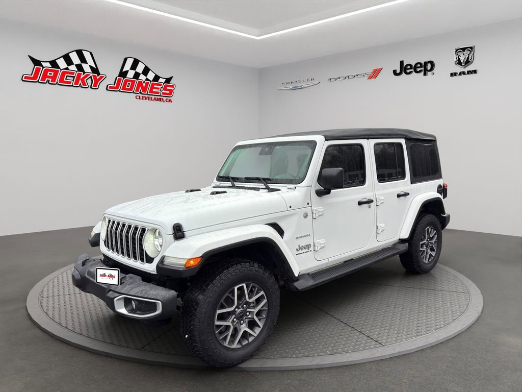 Used 2024 Jeep Wrangler Sahara image 2