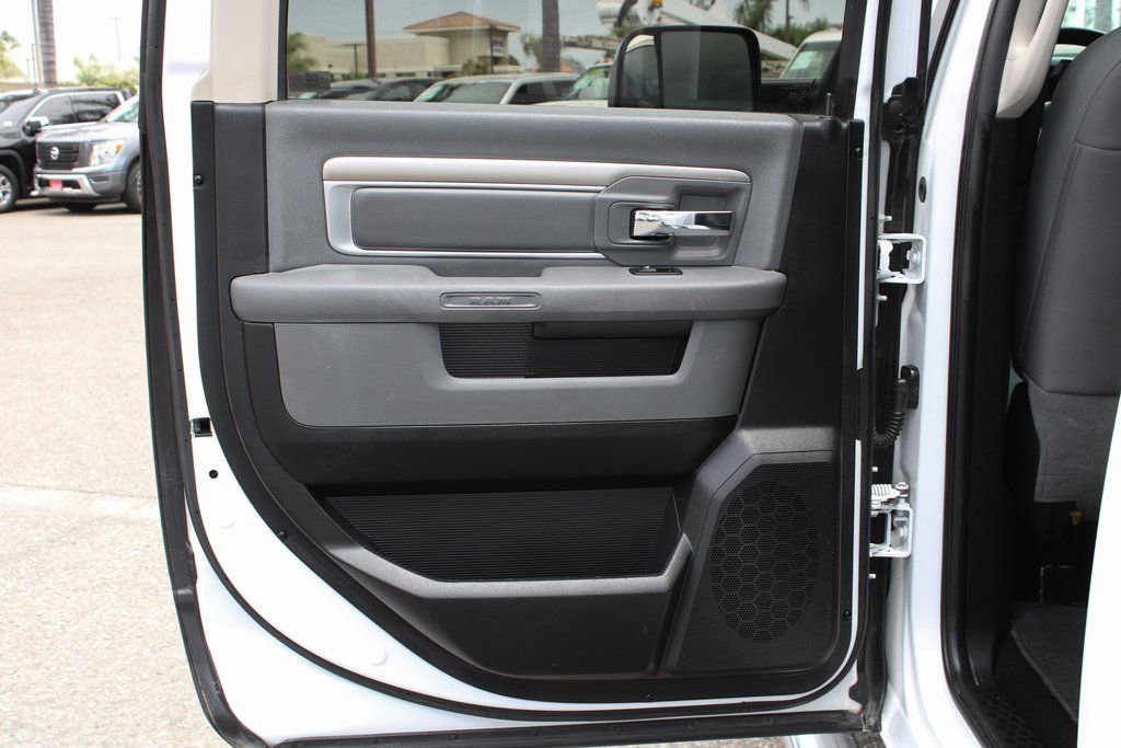 Used 2017 RAM 2500 Big Horn image 34