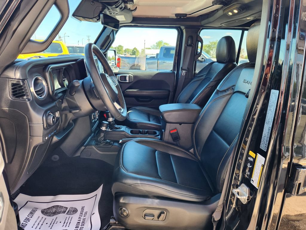 Used 2024 Jeep Wrangler Unlimited Sahara w/ Technology Group AWD/4WD image 21