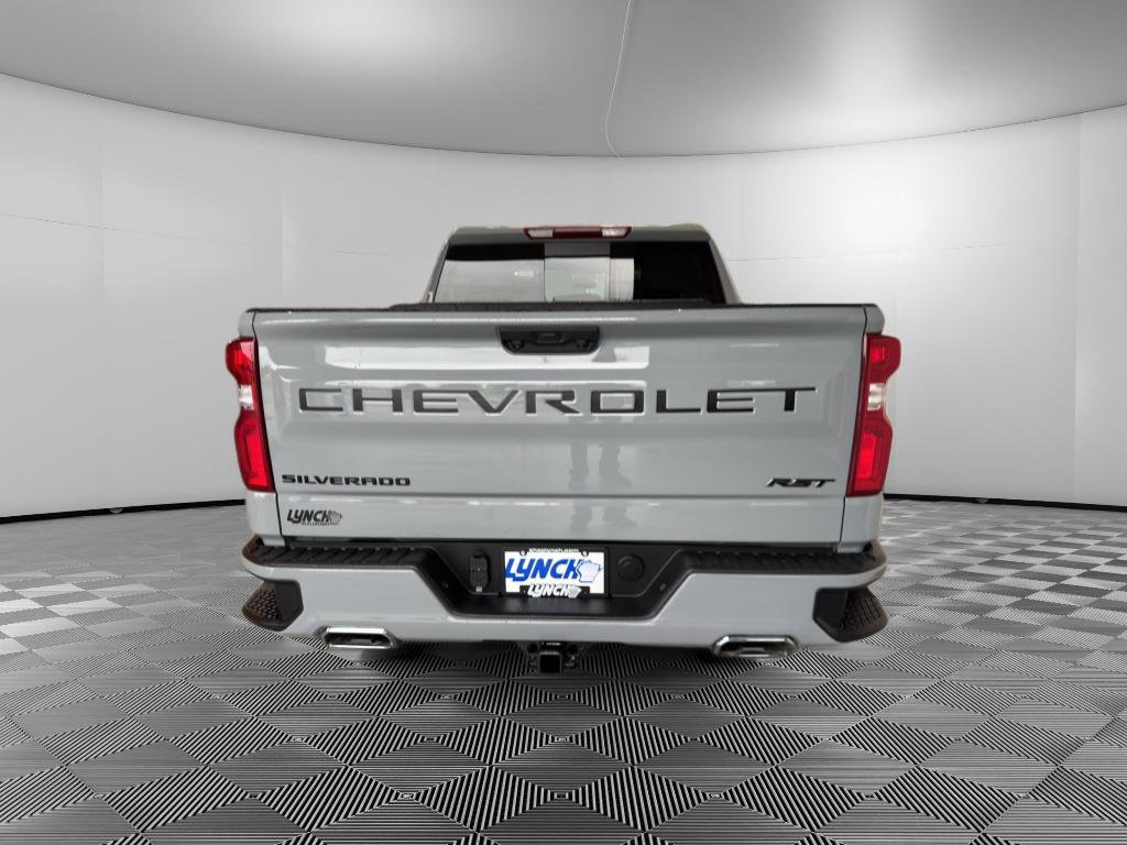 Used 2024 Chevrolet Silverado 1500 RST w/ Convenience Package II AWD/4WD image 4