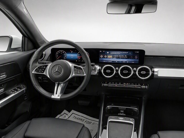 Used 2026 Mercedes-Benz GLB 250 image 30