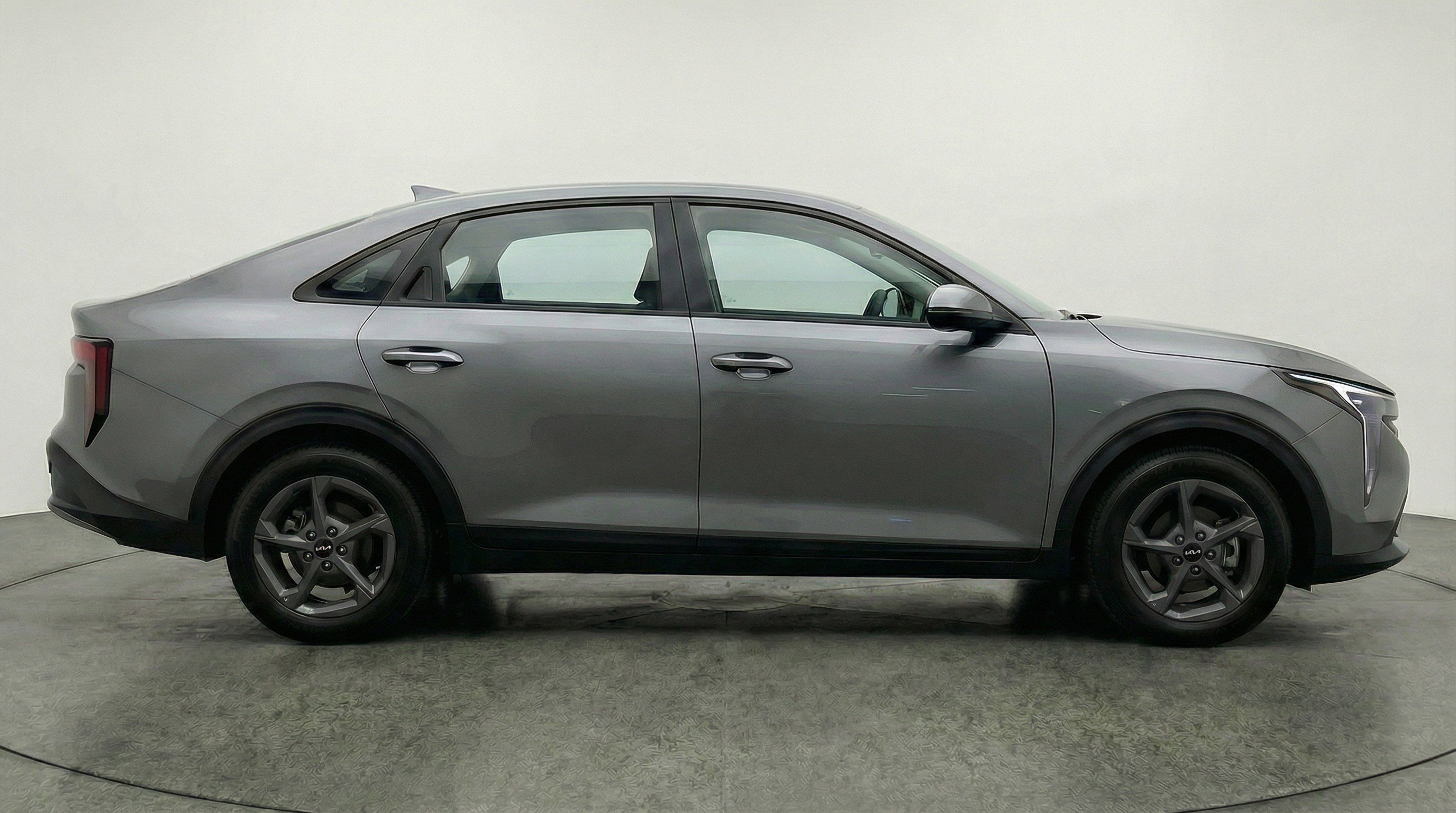 Used 2025 Kia K4 FWD image 11