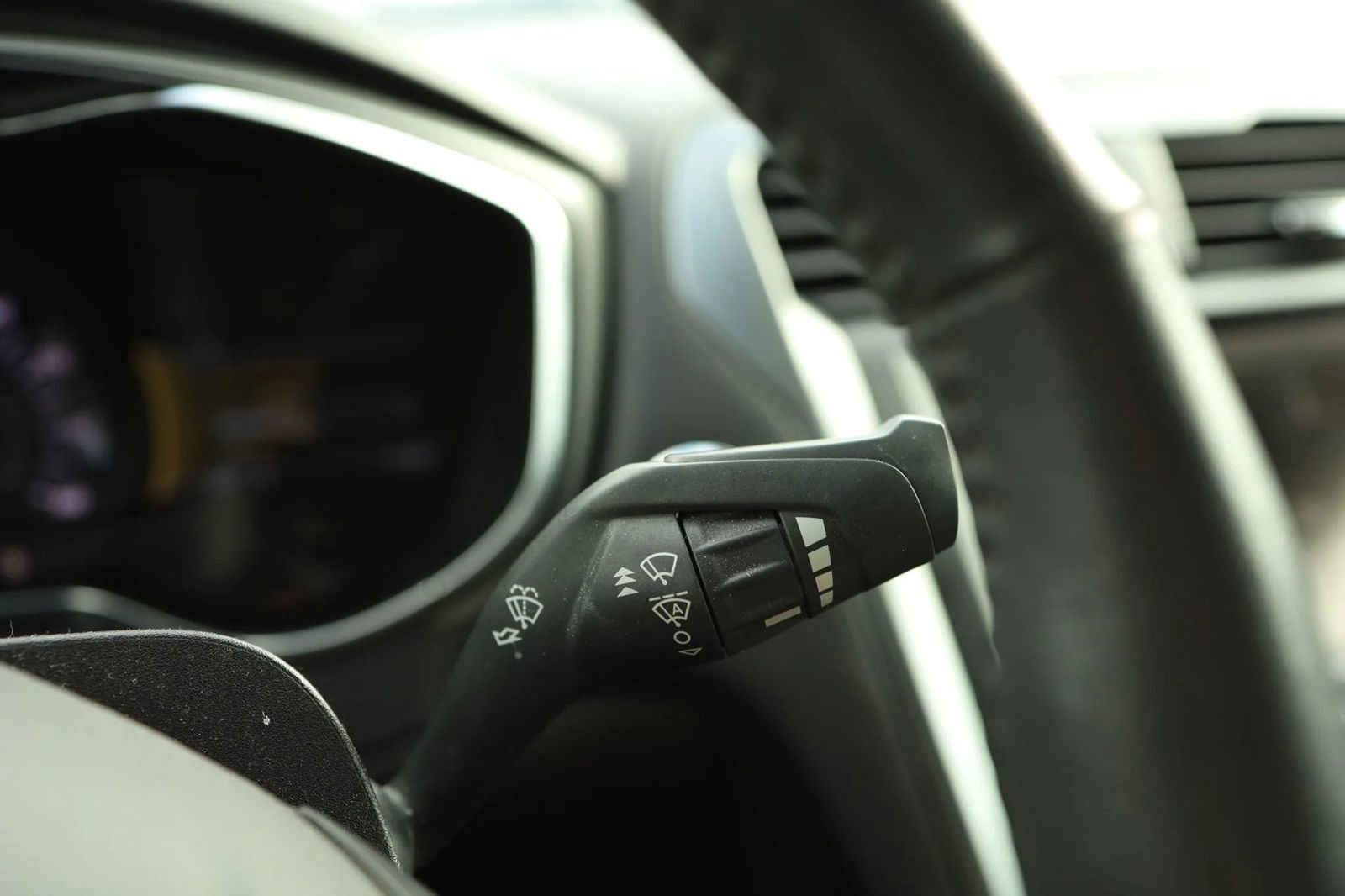 Used 2016 Ford Fusion Titanium image 24