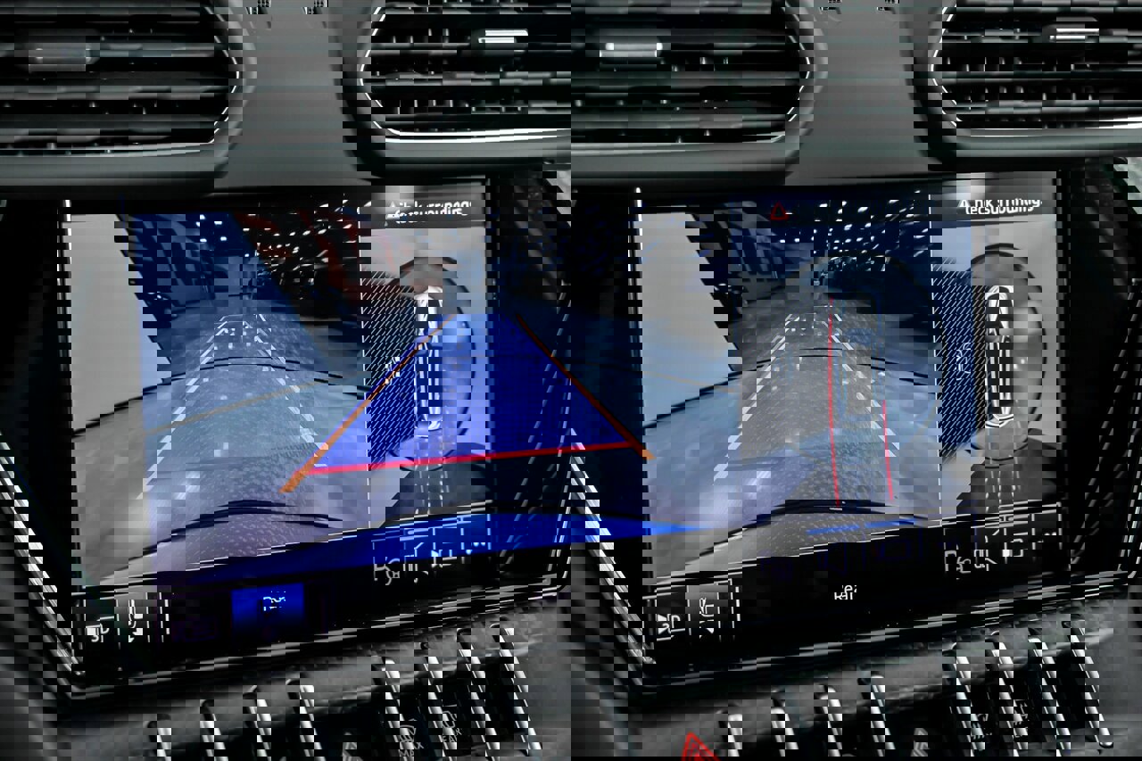 Used 2024 Lamborghini Urus Performante image 36