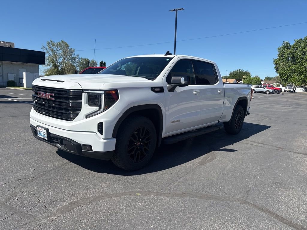 Used 2023 GMC Sierra 1500 Elevation w/ Elevation Premium Package AWD/4WD image 1