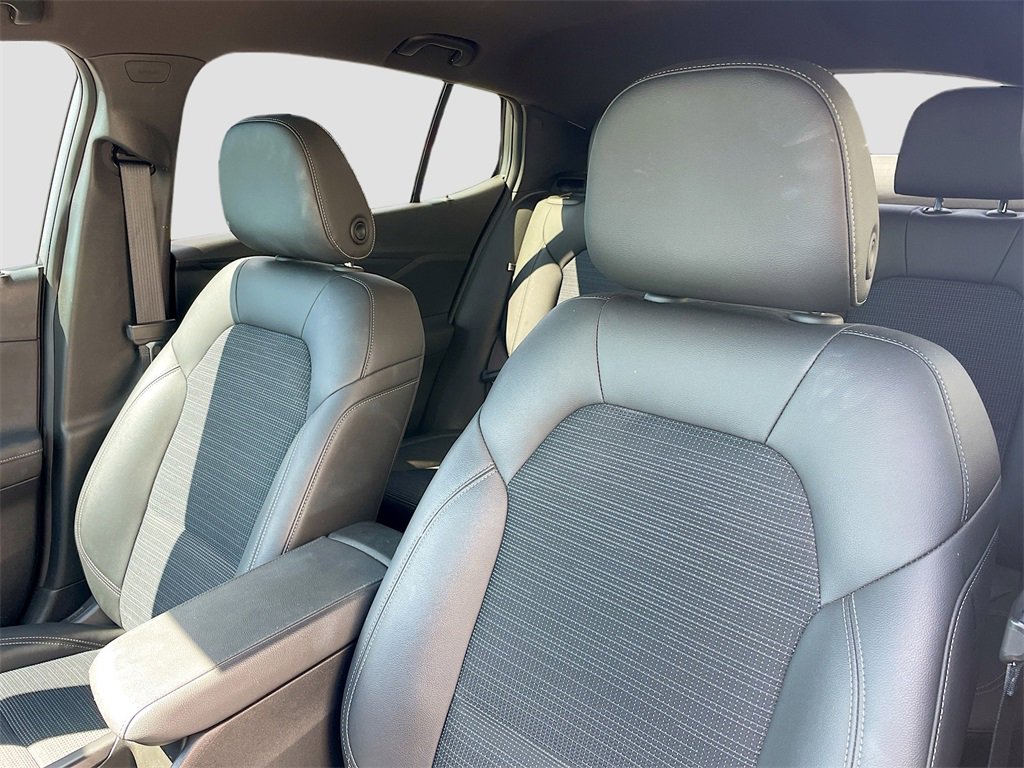 Used 2024 Buick Envista Preferred w/ Convenience I Package image 12