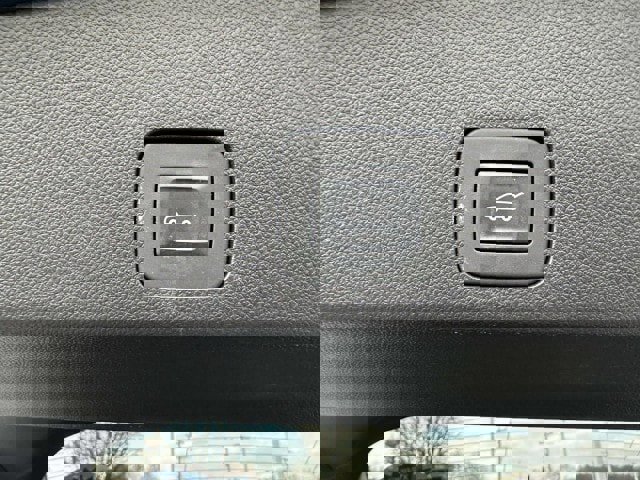 Used 2020 Buick Encore GX Select image 14