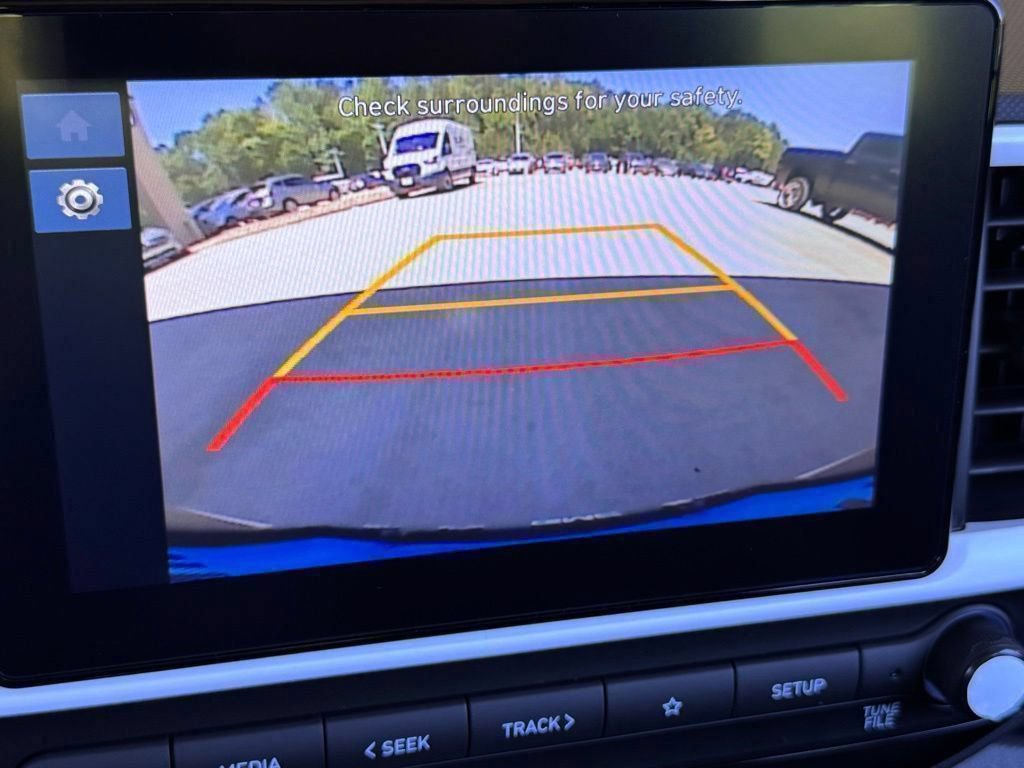 New 2026 Hyundai Venue SEL FWD image 5