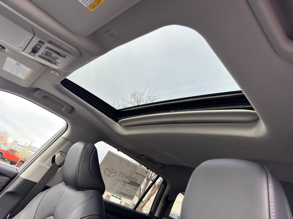 New 2026 Toyota Highlander Limited AWD/4WD image 15