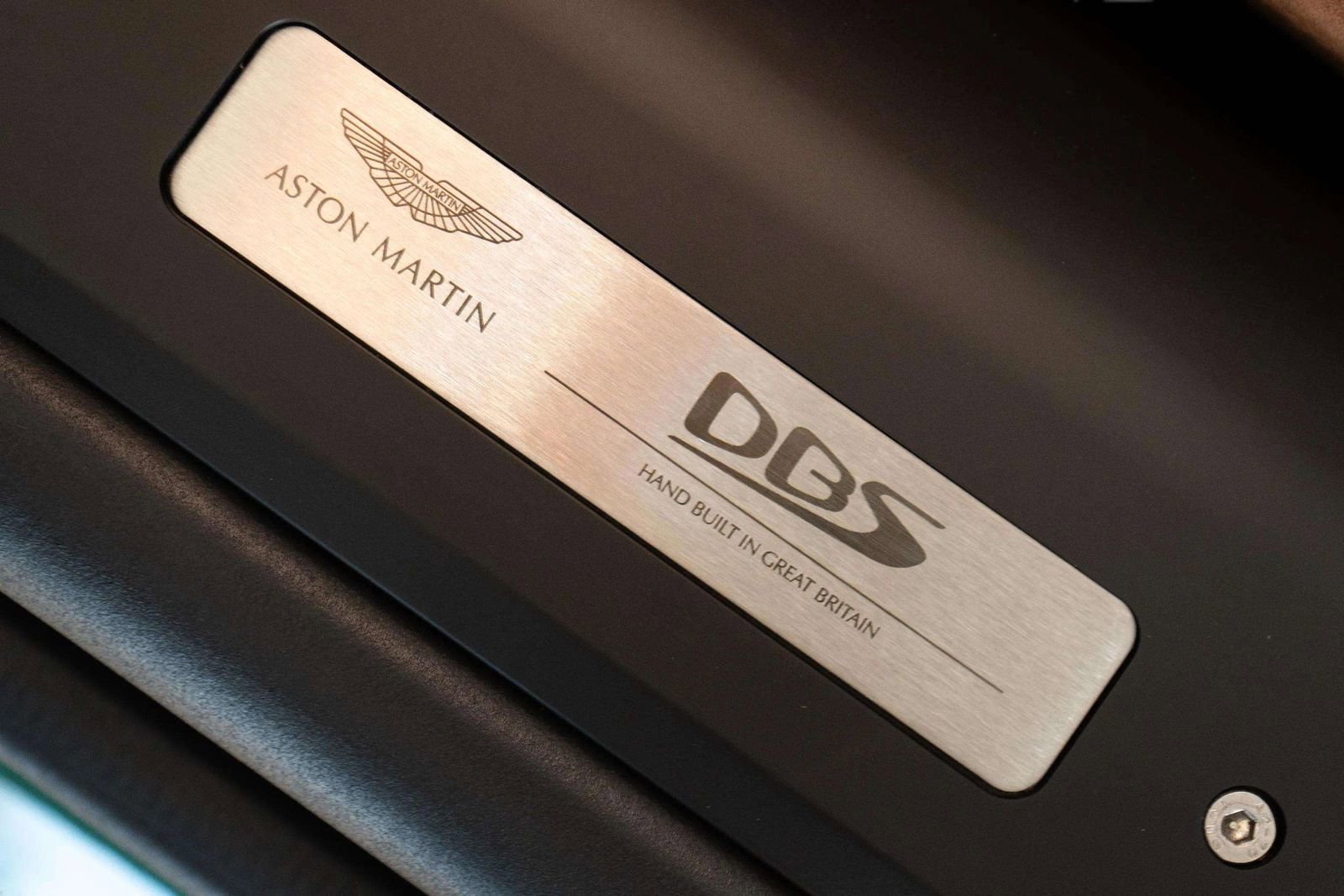 Used 2021 Aston Martin DBS Superleggera Volante image 29