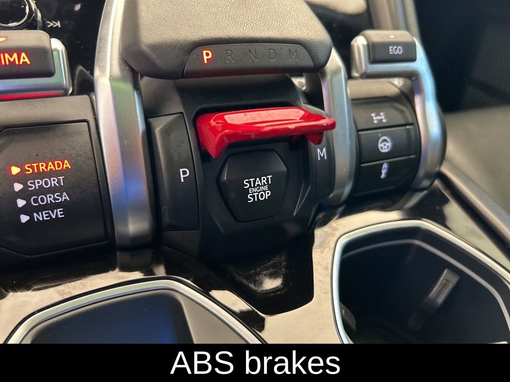 Used 2022 Lamborghini Urus image 11