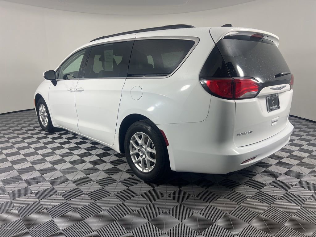 Used 2021 Chrysler Voyager Lxi image 6