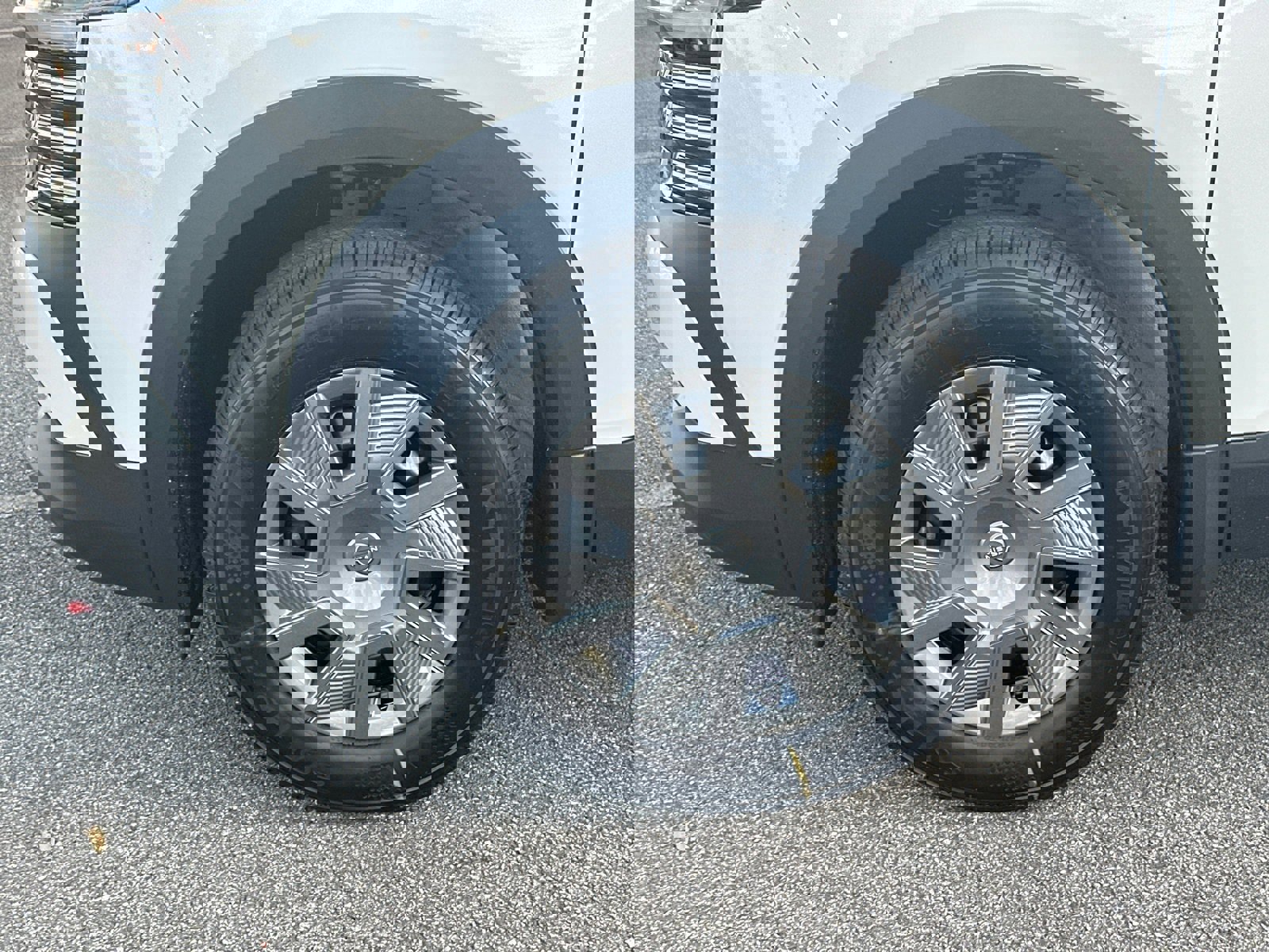 New 2026 Nissan Kicks S image 11