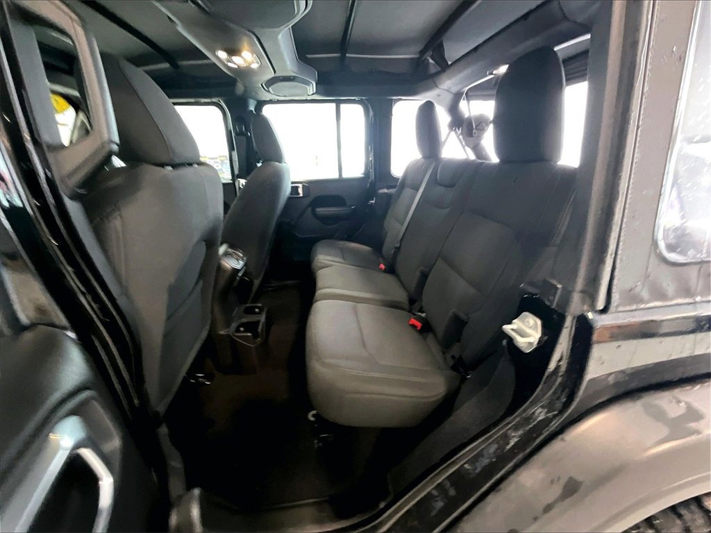 Used 2021 Jeep Wrangler Unlimited Sport image 15