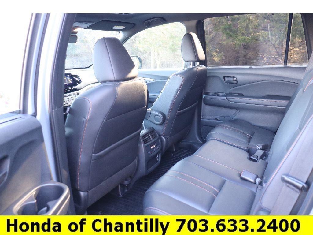 Certified 2022 Honda Pilot TrailSport image 24
