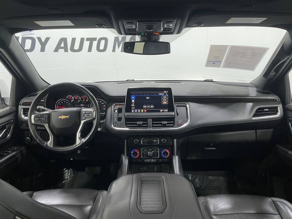 Used 2021 Chevrolet Suburban LT image 18