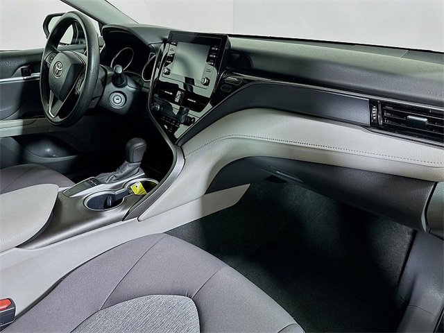 Used 2024 Toyota Camry LE image 25