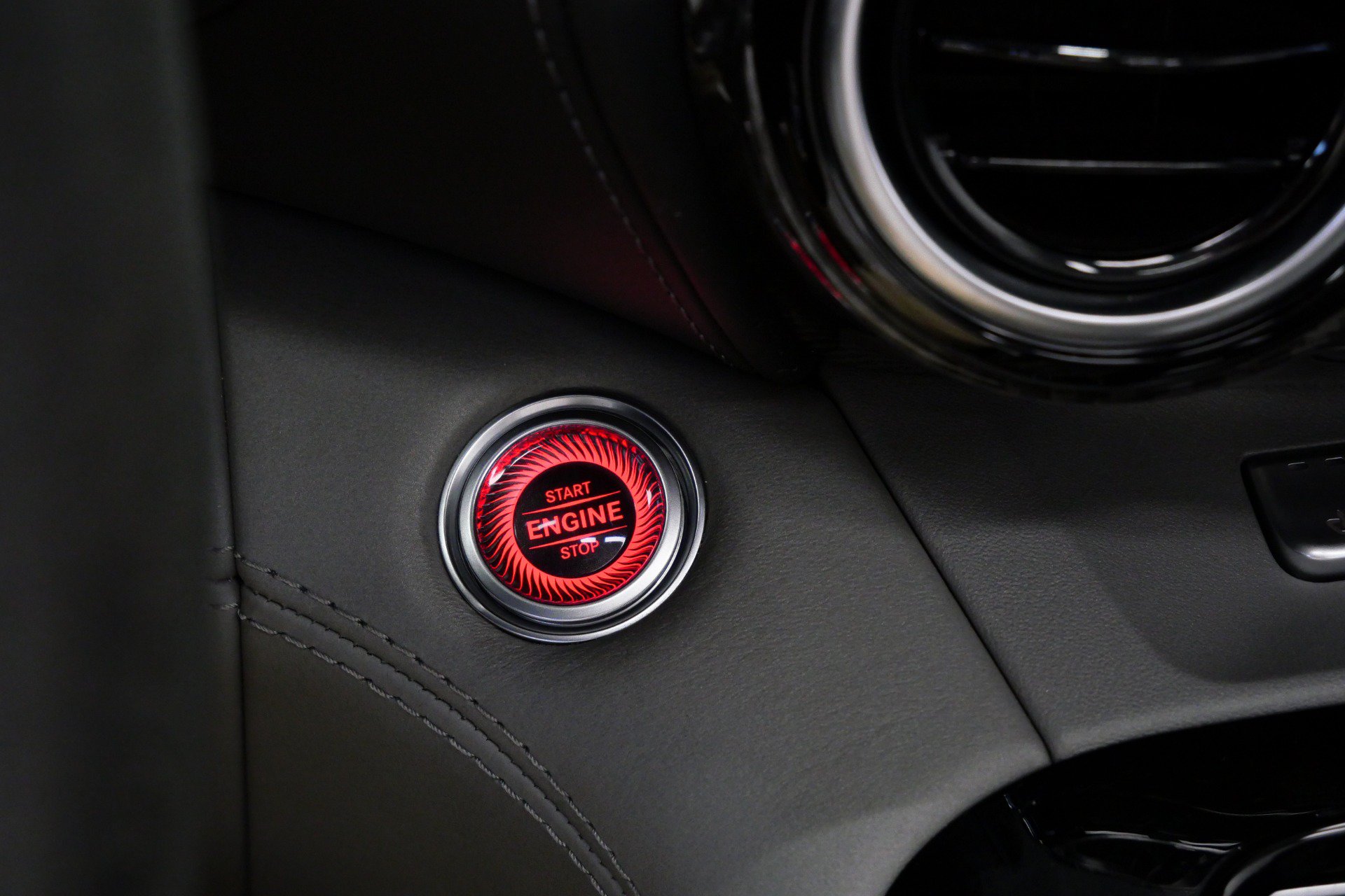 Used 2020 Mercedes-Benz AMG GT R image 36