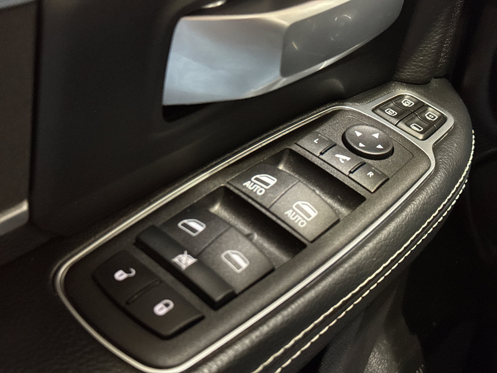 Used 2024 RAM 3500 Big Horn image 31