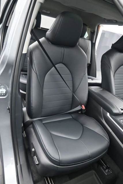 New 2026 Toyota Highlander XLE AWD/4WD image 17