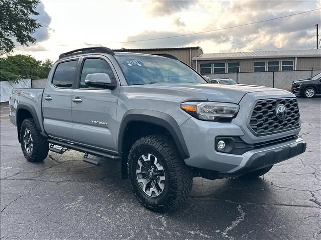 Used 2021 Toyota Tacoma TRD Off-Road AWD/4WD image 2
